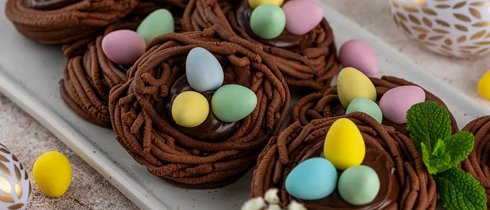 Easter-Chocolate-Cookies-Filled-with-Nutralite-Choco-Spread